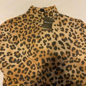 Forever 21 2x leopard top